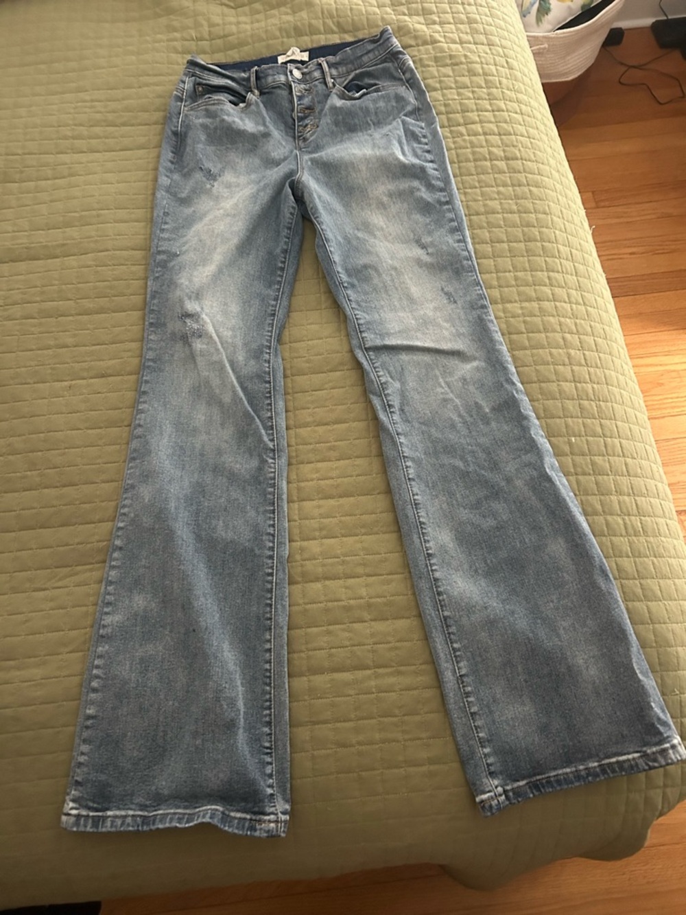 Sky and Sparrow Medium Wash Flare Jeans